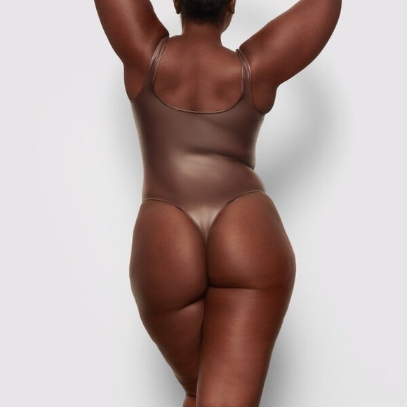SKIMS Wet Jersey Tank Bodysuit in Brown - Picture 3 of 12